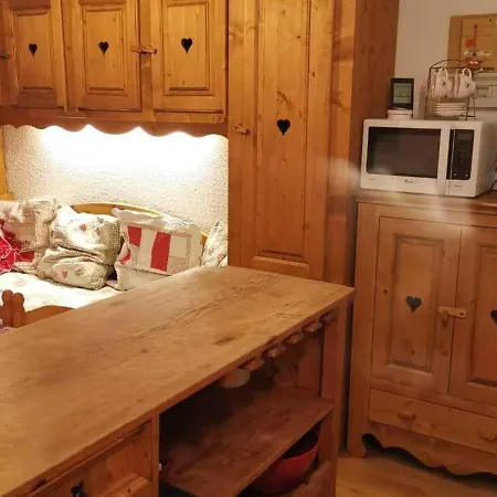 Apartment 4 Pers, Au Calme Et Aux Pieds Des Pistes - Fr-1-574-51 *