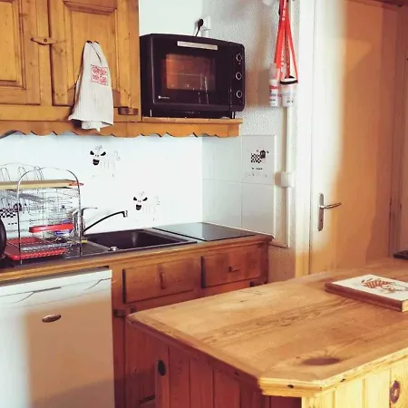 4 Pers, Au Calme Et Aux Pieds Des Pistes - Fr-1-574-51 Saint-Martin-de-Belleville